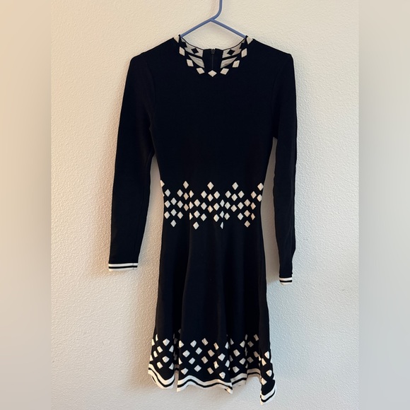 Lela Rose black and white long sleeve knit dress - Picture 5 of 15